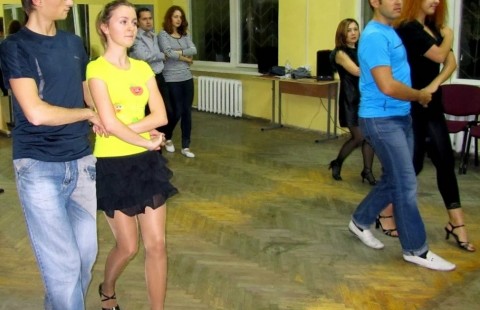 ����� ������ �Bailamos�