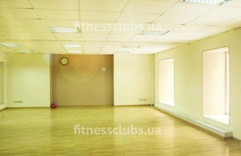 Танцевальная и фитнес студия Амадора Лопеса «Rumbero`s»