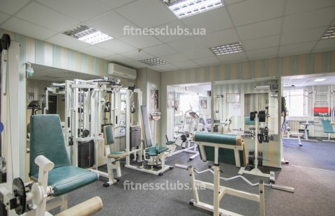 Спорт клуб «Лавр»