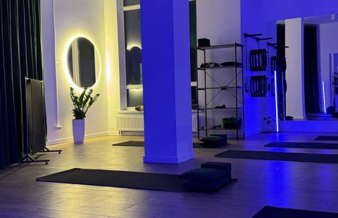 KAO Fitness Studio (ЖК Каховська)