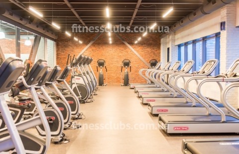 Фитнес клуб «SkyFitness»