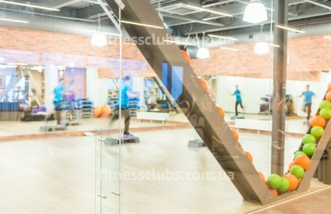 Фитнес клуб «SkyFitness»