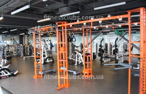 Фитнес клуб «SkyFitness»